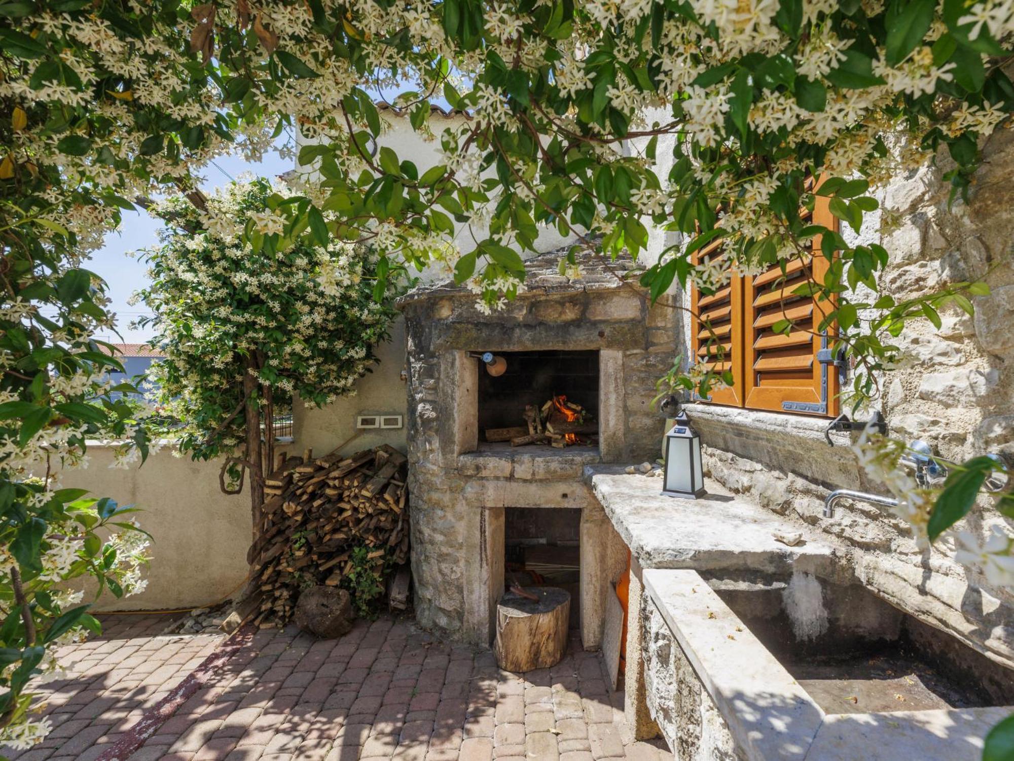 Holiday Home Pinia I - Kst126 By Interhome Kastelir Exterior photo